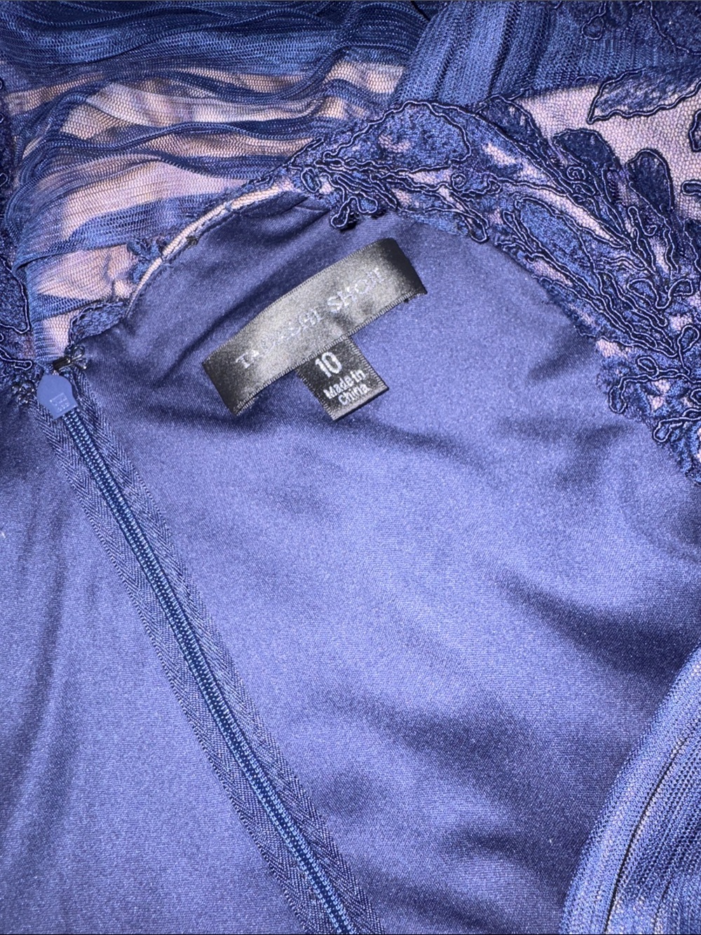 NEW Tadashi Shoji Pintuck Pleat Embroidery Detail Cocktail Midi navy nude Dress - Picture 10 of 11